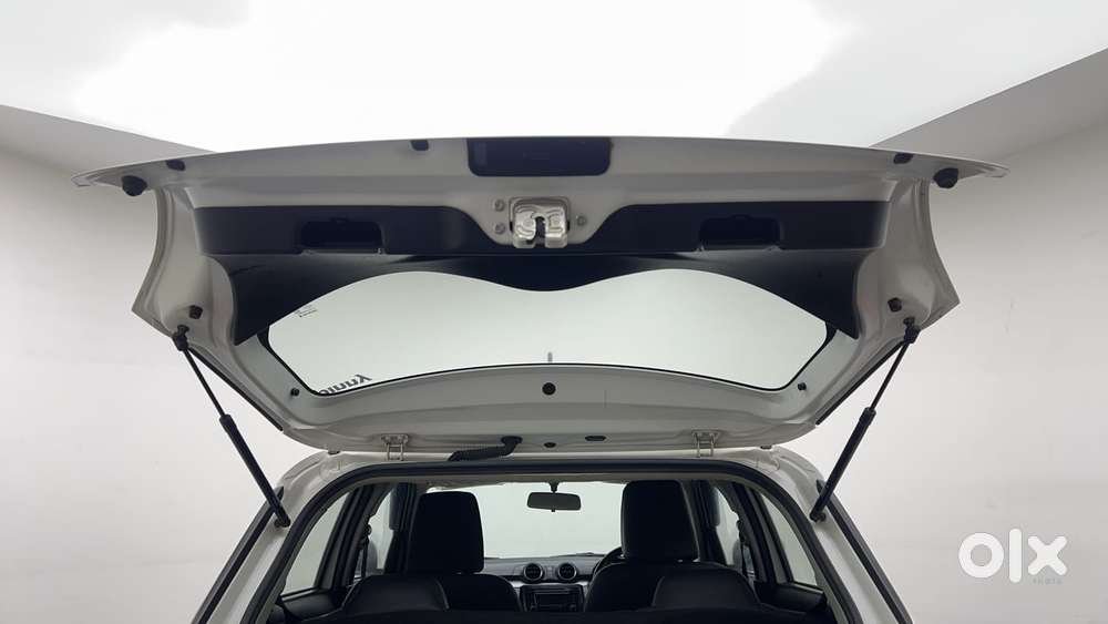 Maruti Suzuki Swift Vvt Vxi, 2021, Petrol