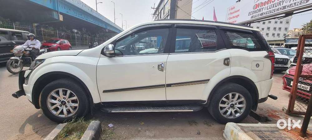 Mahindra Xuv500 2.2 W10, 2015, Diesel