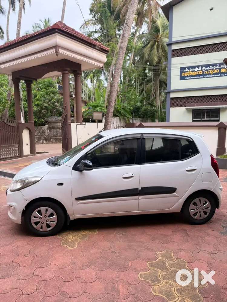 Hyundai I10 2012 Cng & Hybrids 82000 Km Driven