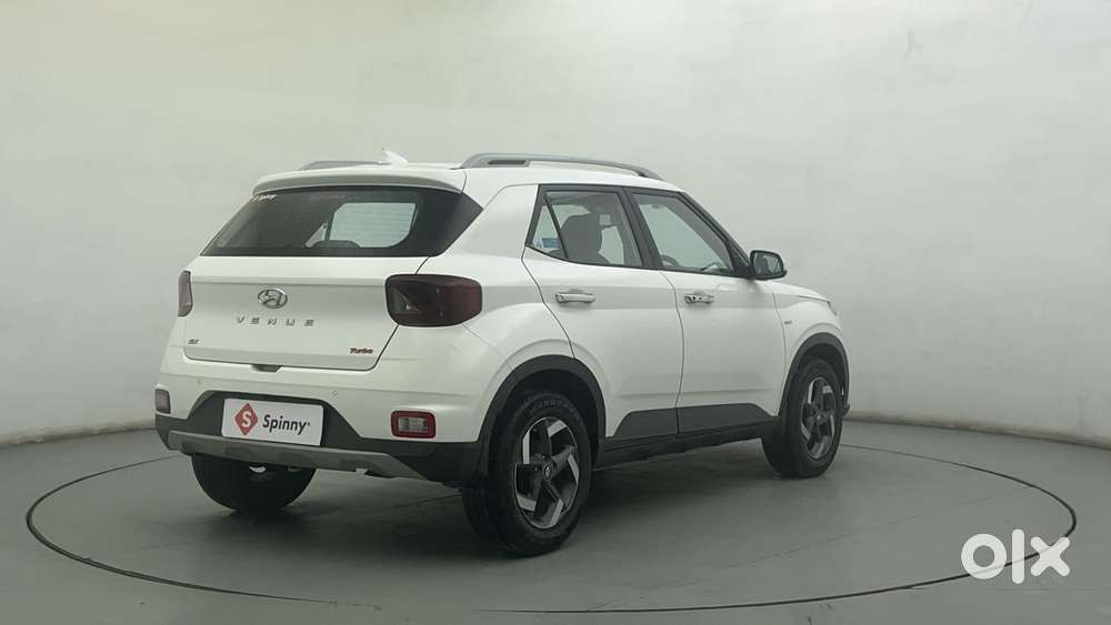 Hyundai Venue Sx Plus Turbo Dct, 2022, Petrol