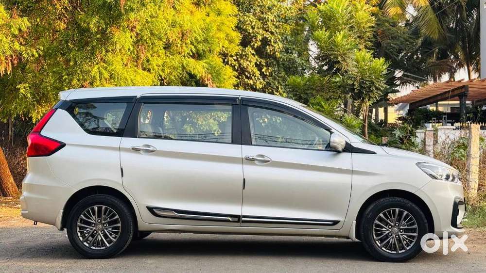 Maruti Suzuki Ertiga Zxi Shvs, 2019, Petrol
