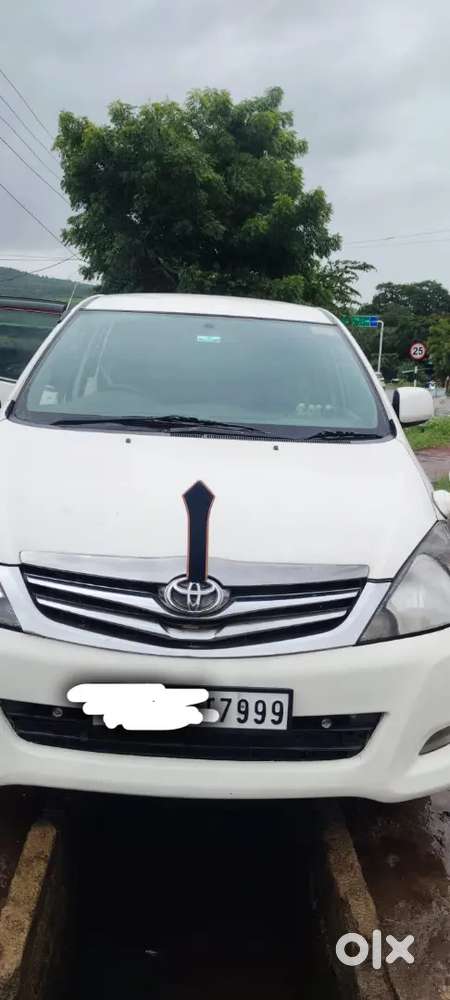 Toyota Innova Hycross 2011 Diesel
