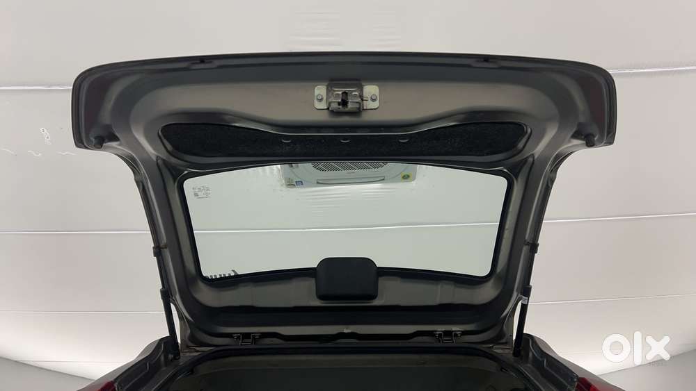 Datsun Redigo T Option, 2017, Petrol