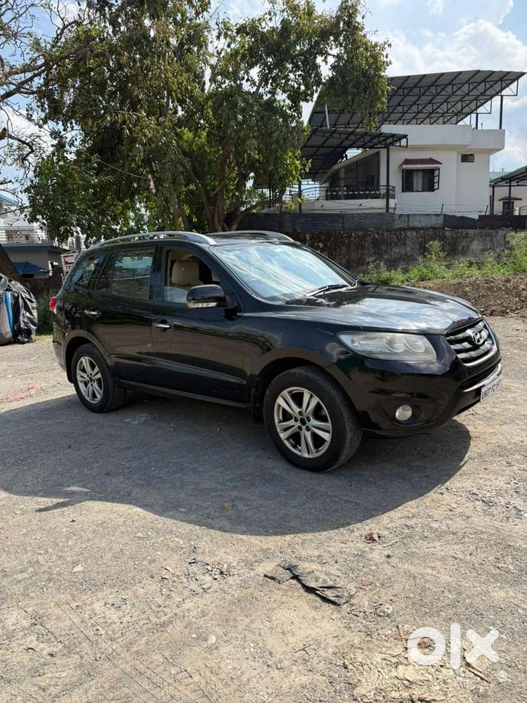 Hyundai Santa Fe (2011) 4x4 Automatic