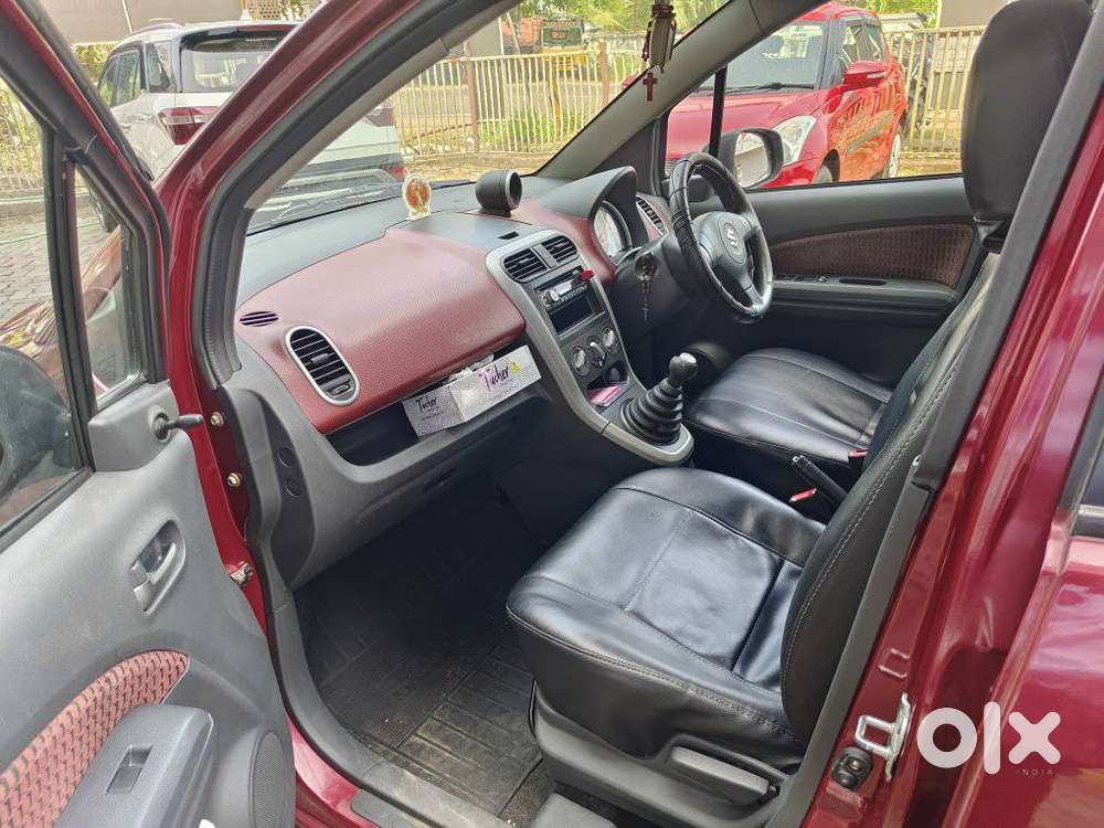 Maruti Suzuki Ritz Vxi, 2013, Petrol