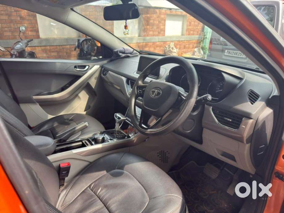 Tata Nexon 1.2 Revotron Xza Plus, 2018, Petrol