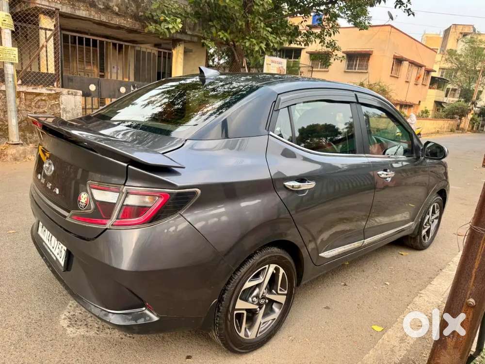 Hyundai Aura Cng Top Model