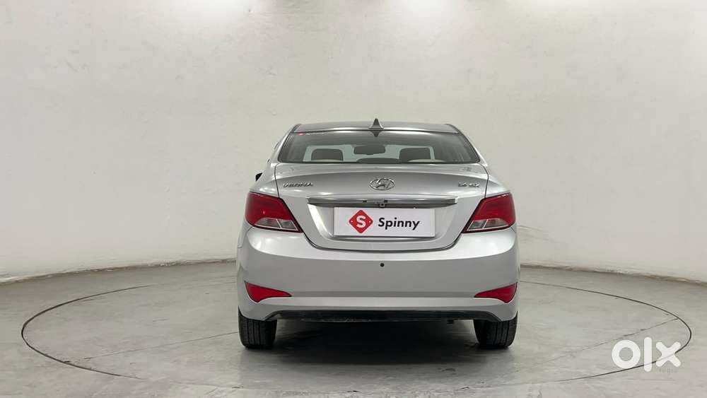 Hyundai Verna Fluidic 1.6 Vtvt Sx, 2016, Petrol