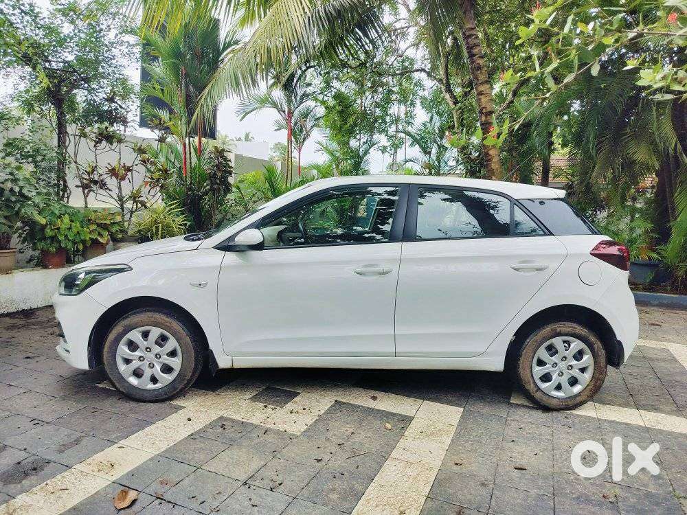Hyundai I20 Magna 1.2 Mt, 2019, Petrol