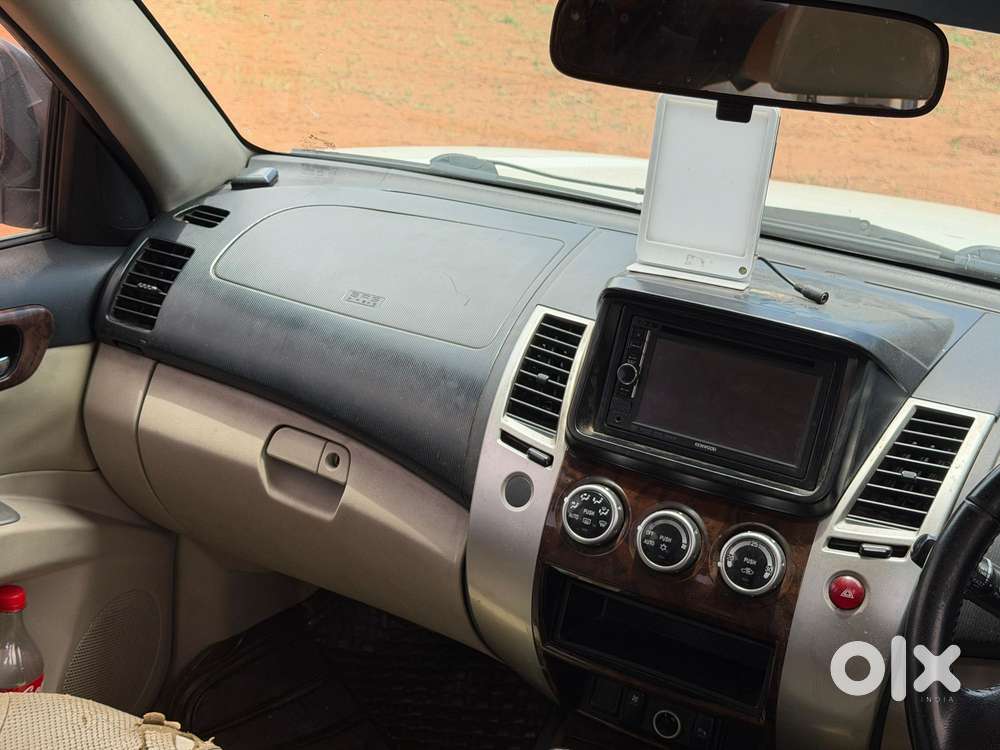 Mitsubishi Pajero Sport 2.5 Manual, 2014, Diesel