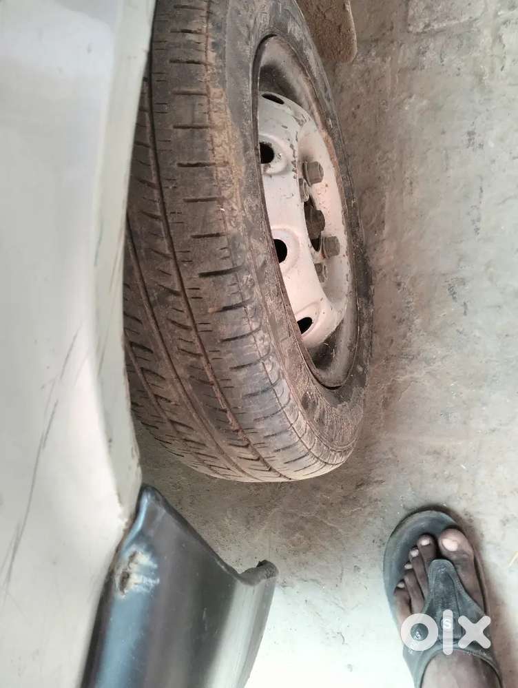 Maruti Suzuki 800 Ac 2006 Variant 4 Tyare New 90 %.