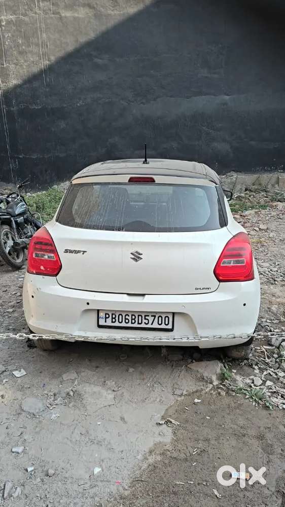 Maruti Suzuki Swift 1.2 2023