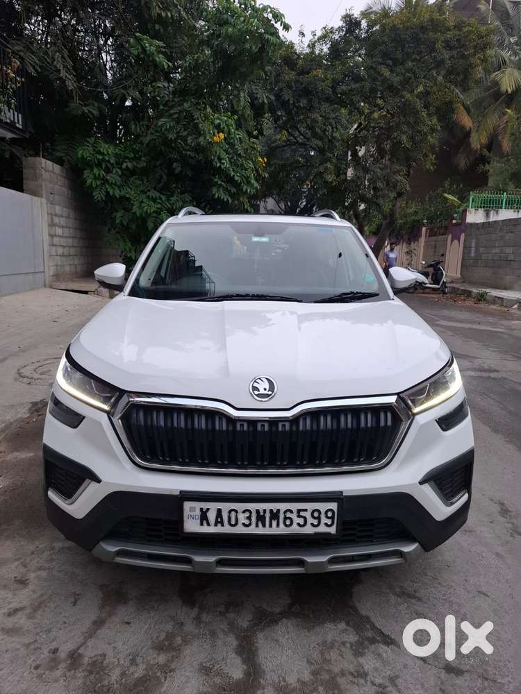 Skoda Kushaq 1.0 Tsi Style At (6 Airbags), 2022, Petrol