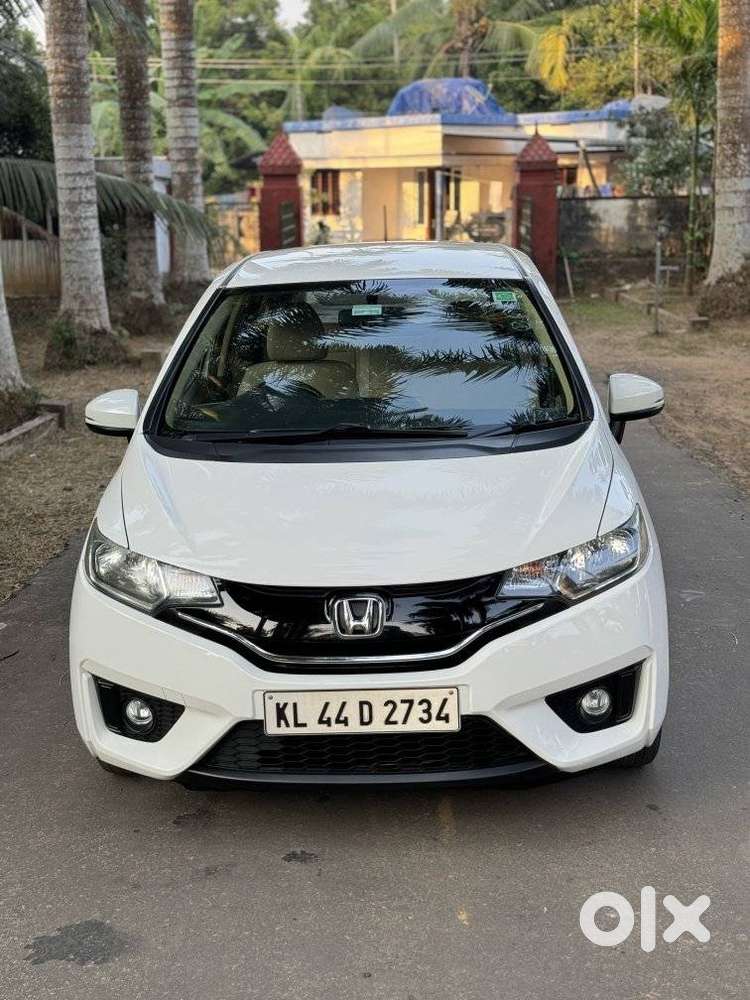 Honda Jazz V Automatic, 2015, Petrol