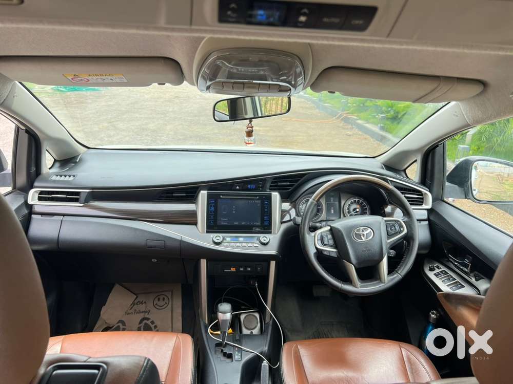 Toyota Innova Crysta 2018