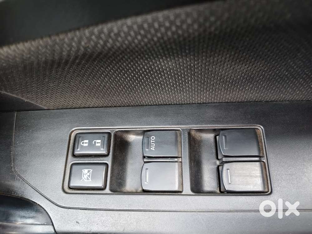 Maruti Suzuki Vitara Brezza Zdi Amt, 2018, Diesel