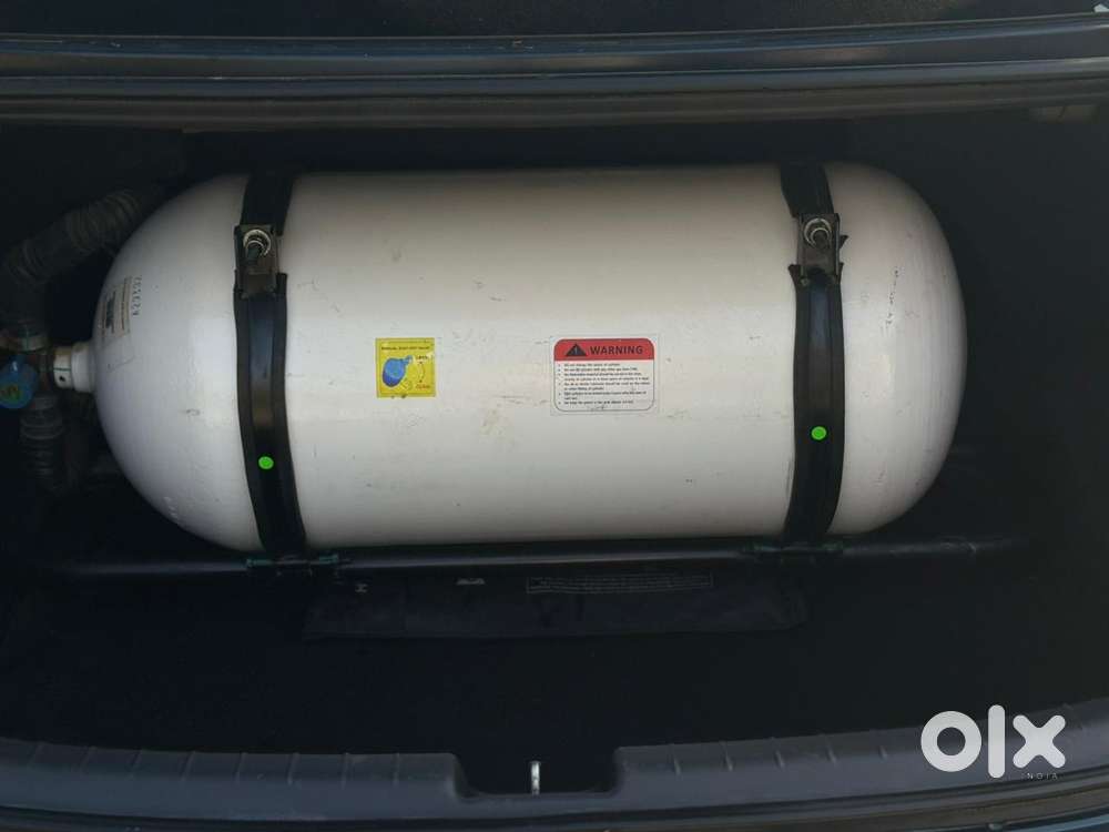 Hyundai Aura 1.2 Sx Cng, 2023, Cng & Hybrids