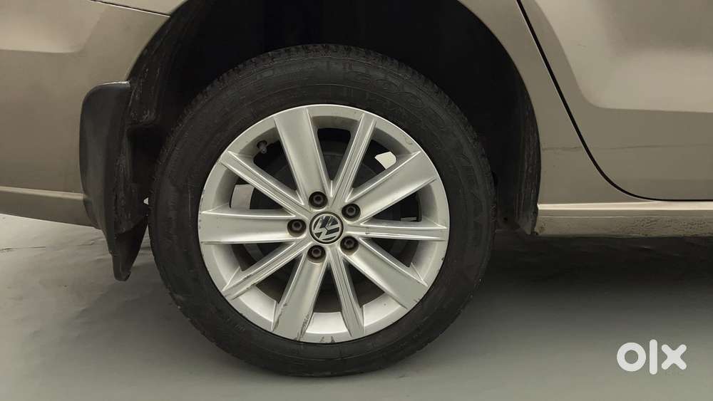 Volkswagen Vento 2010-2013 Petrol Highline, 2016, Petrol
