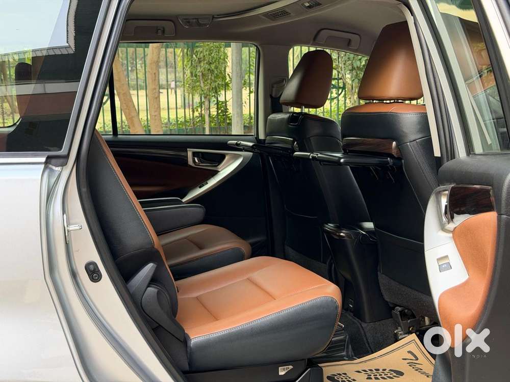 Toyota Innova Crysta [2020-ongoing] 2.4 Zx At 7 Str, 2021, Diesel