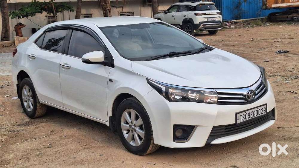 Toyota Corolla Altis 2010-2013 G, 2014, Petrol