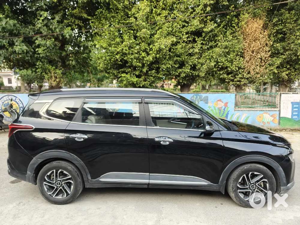Kia Carens Diesel Manual December 2022 Sunroof Push Button Top Model