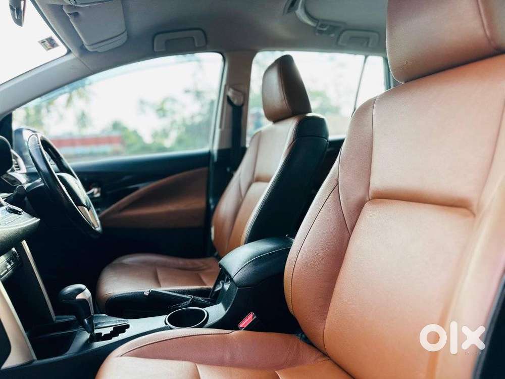 Toyota Innova Crysta 2.8z Automatic, 2017, Diesel