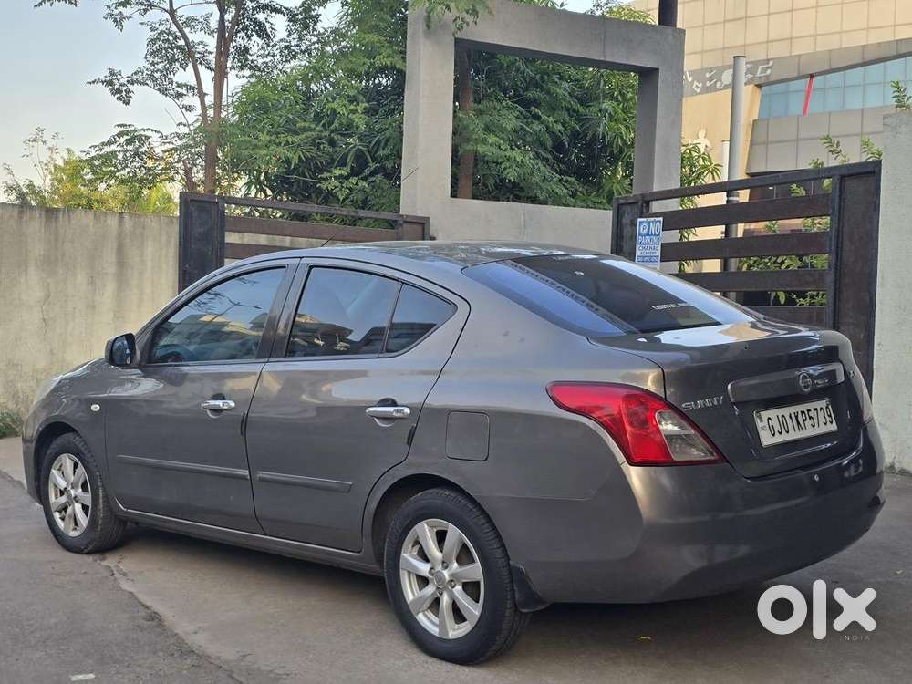 Nissan Sunny Xv Petrol Only 61251 Km Driven