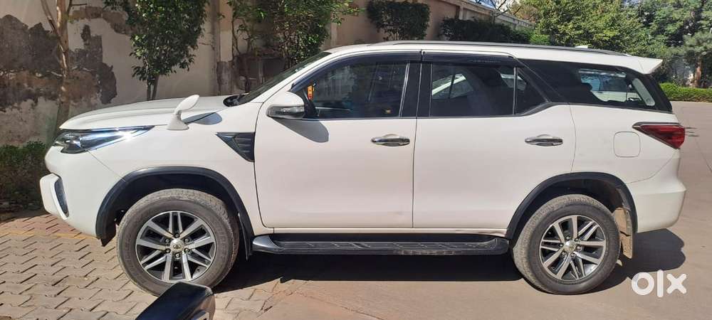 Toyota Fortuner 4x4 At, 2016, Diesel