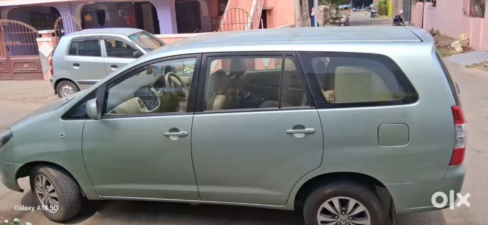 Toyota Innova 2005 Diesel Well Maintained
