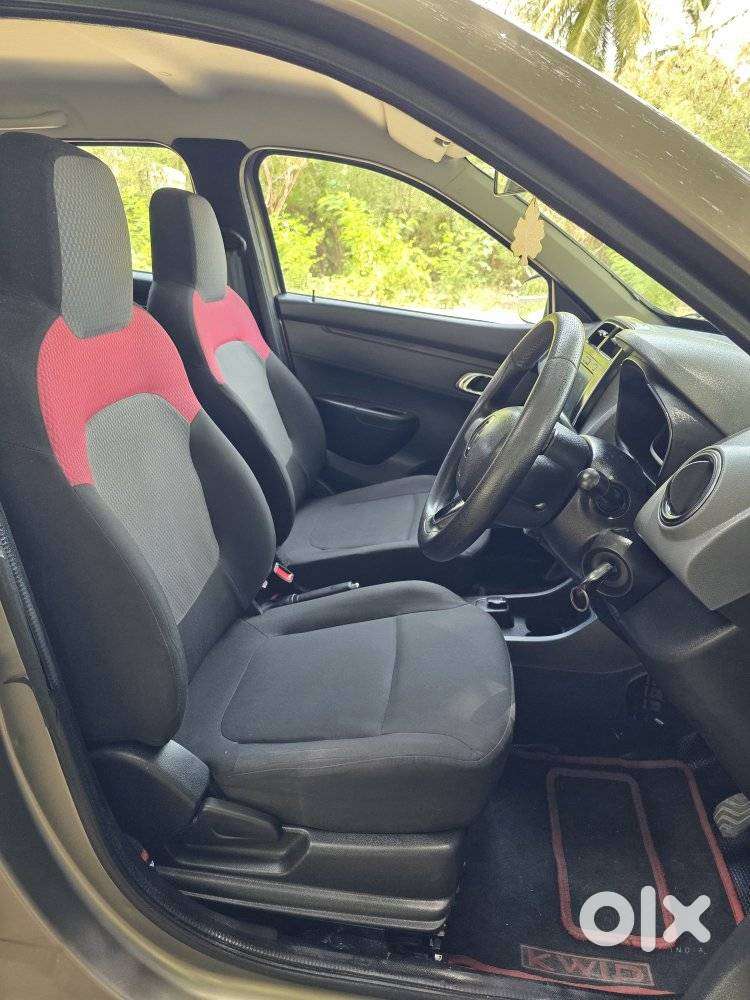 Renault Kwid 1.0 Rxt (o) Easy-r, 2019, Petrol