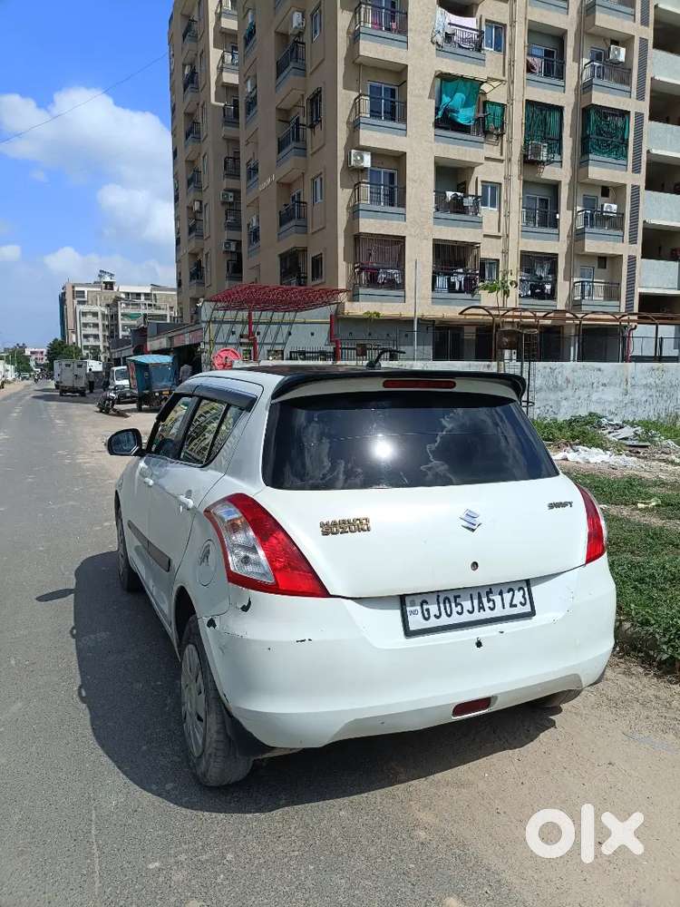 Maruti Suzuki Swift Vxi 2012