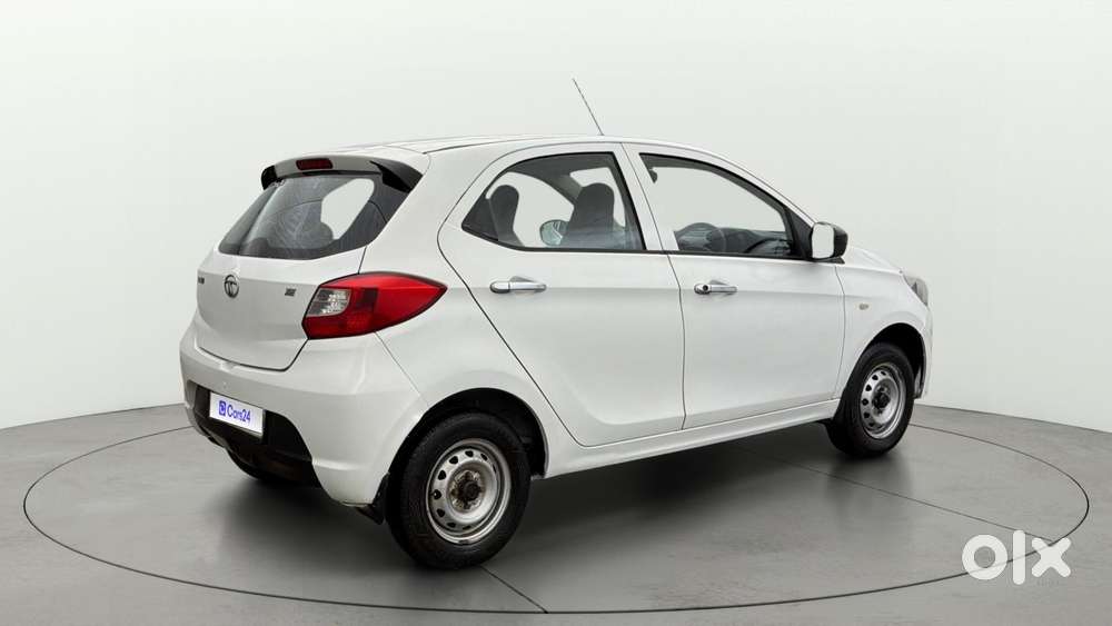 Tata Tiago Xe, 2018, Petrol