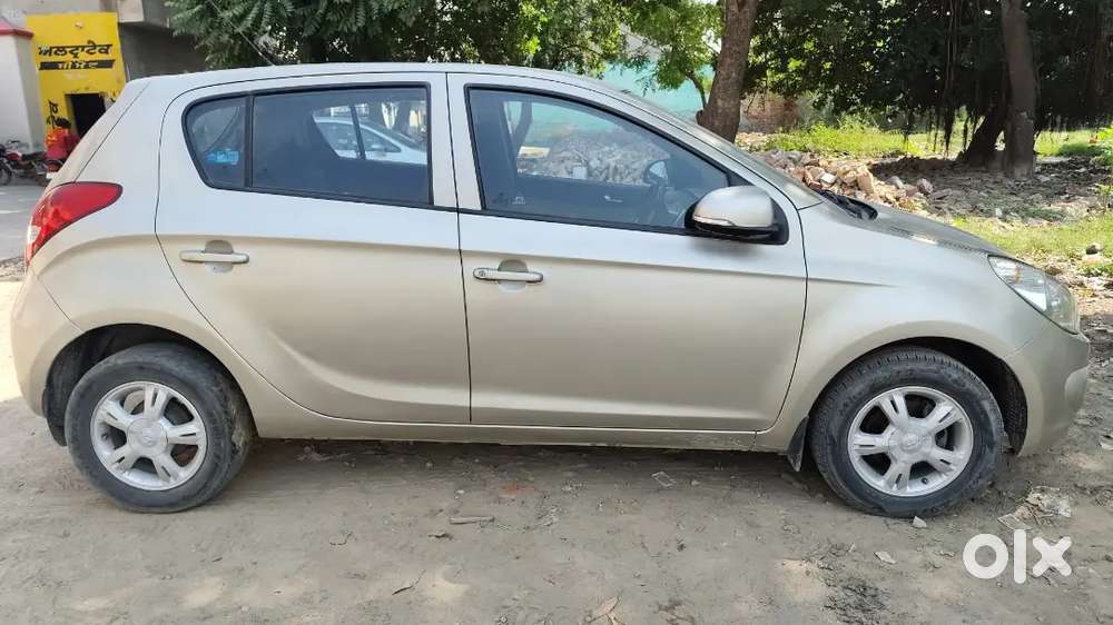 Hyundai I20 2011 Petrol Well Maintained