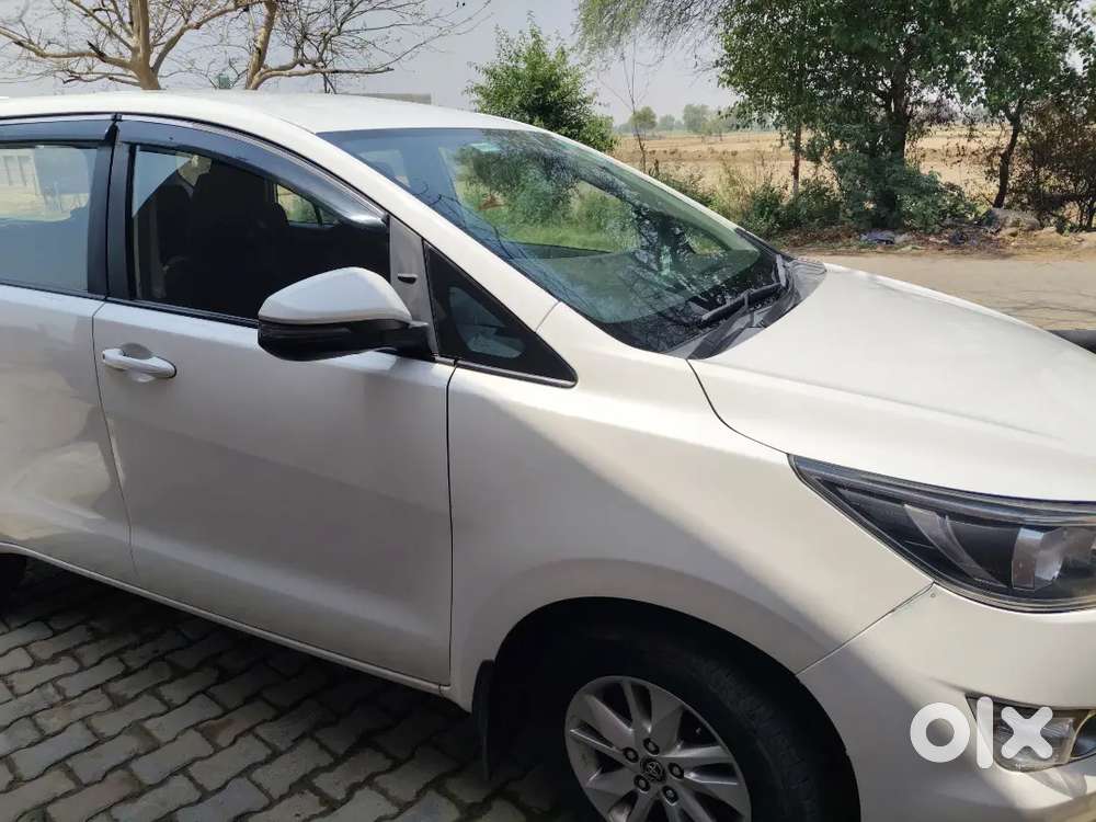 Toyota Innova Crysta 2018