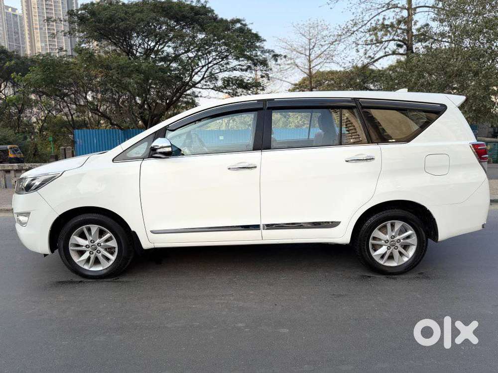 Toyota Innova Crysta 2.8z Automatic, 2017, Diesel