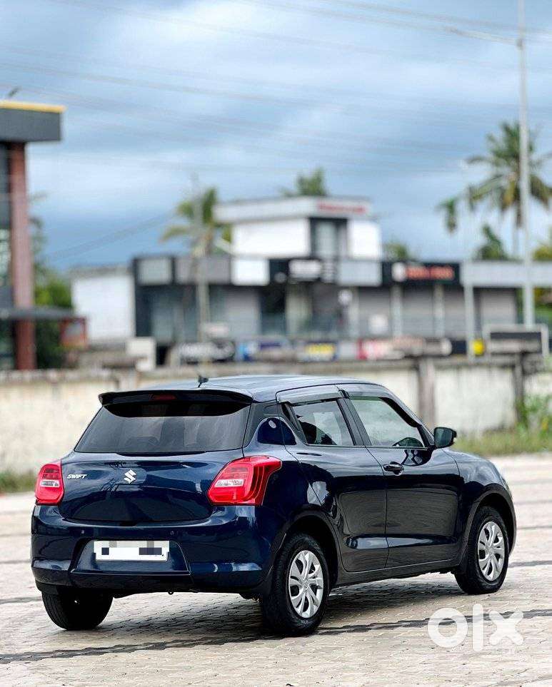 Maruti Suzuki Swift 1.2 Vxi (o), 2023, Petrol