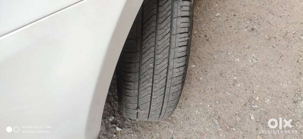 Maruti Suzuki Swift Dzire Vxi(o) Mt, 2014, Petrol