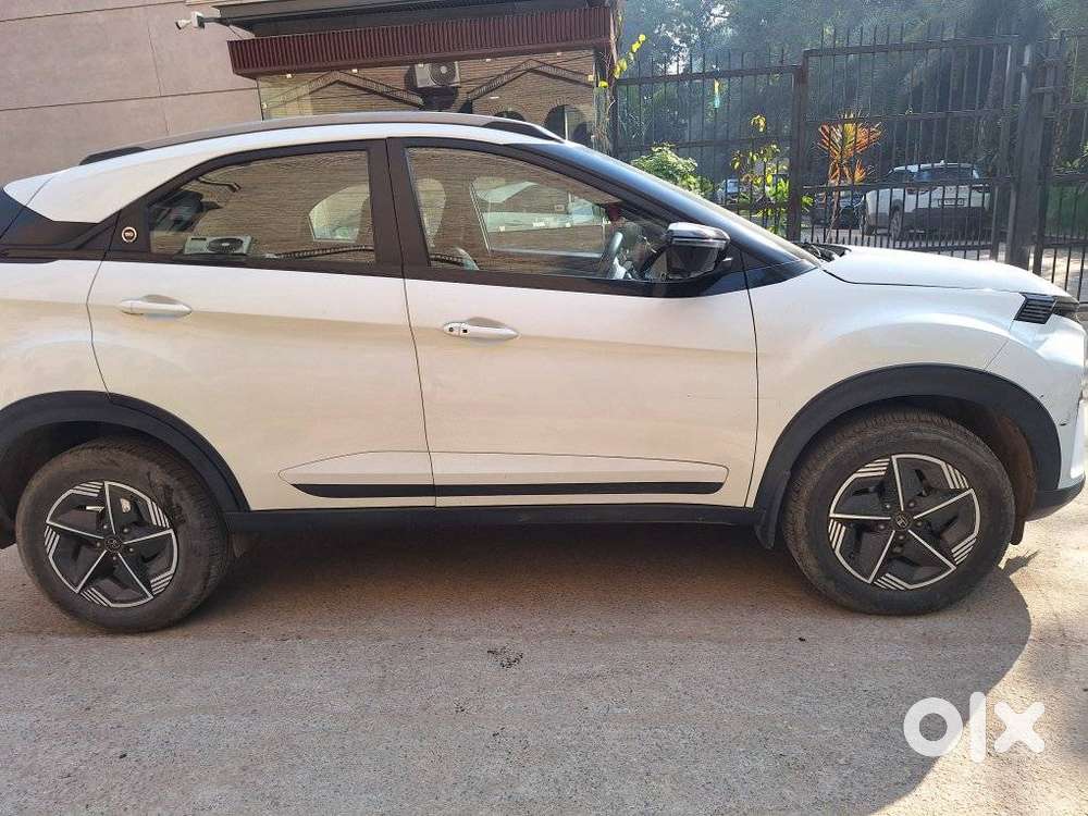 Tata Nexon 1.2 Revotron Xz Plus, 2023, Petrol