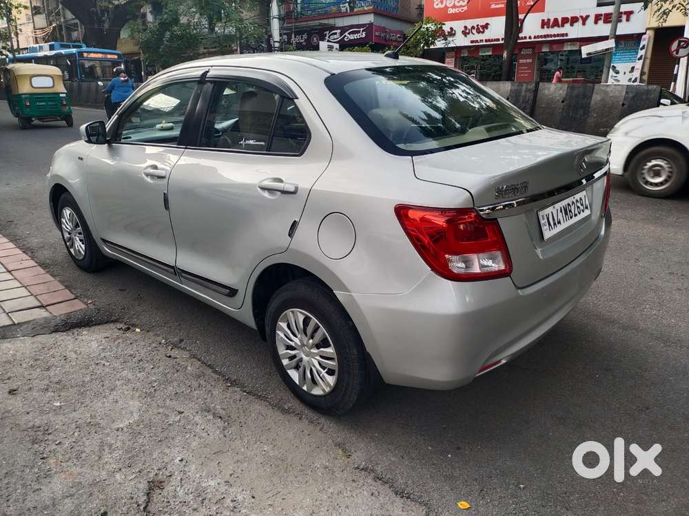 Maruti Suzuki Swift Dzire 1.2 Vxi Bsiv, 2017, Petrol