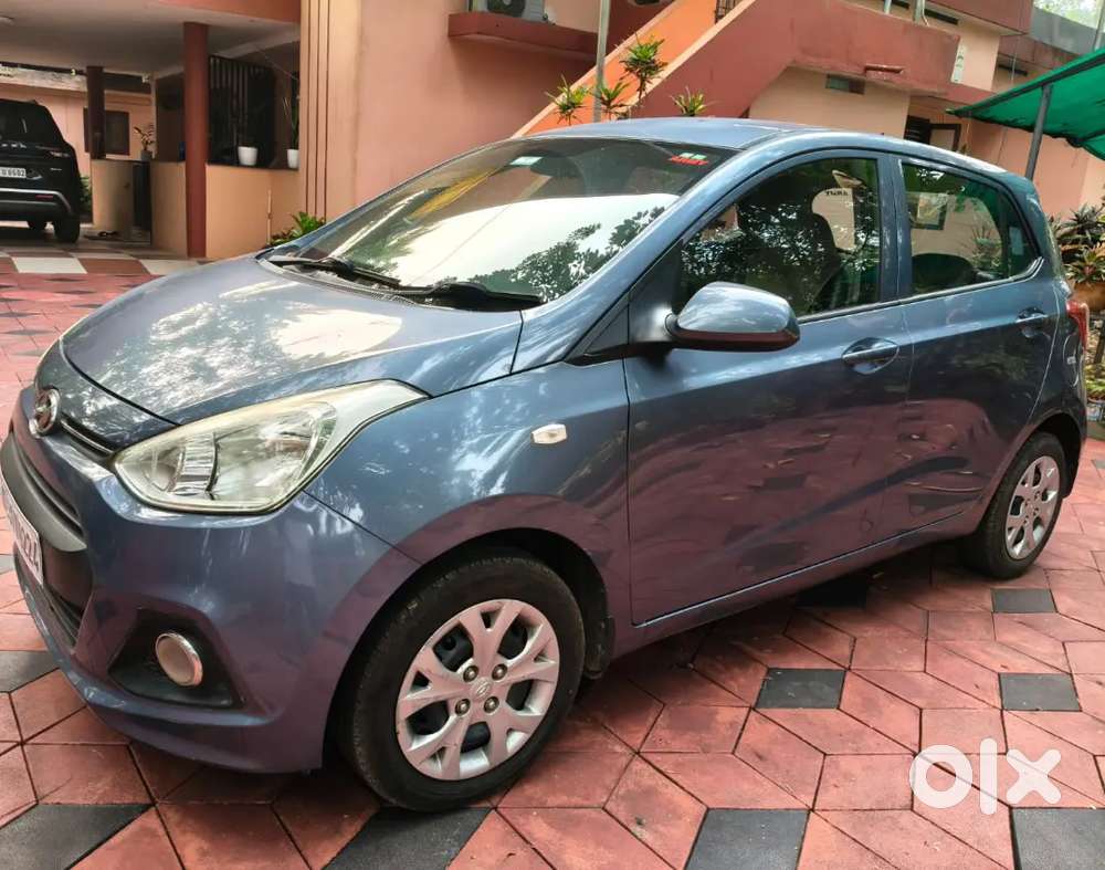Hyundai Grand I10 2015 Petrol 42500 Km Driven