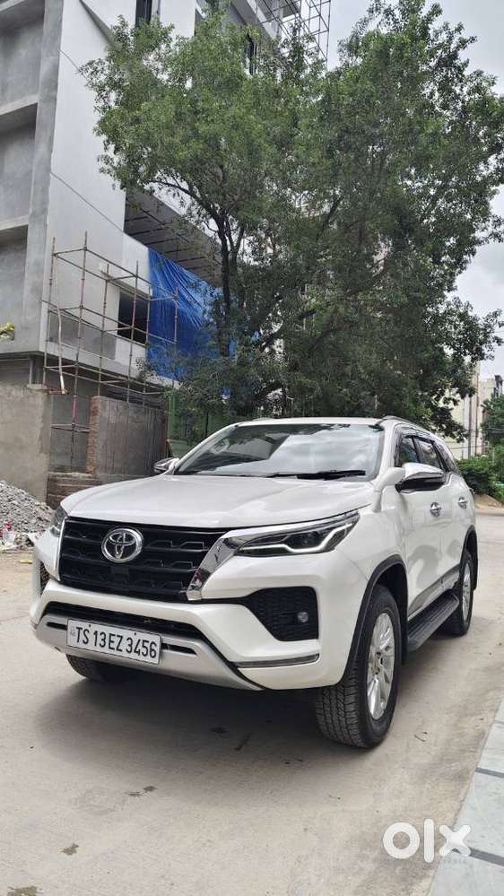 Toyota Fortuner 4x4 Mt 2.8 Diesel, 2022, Diesel