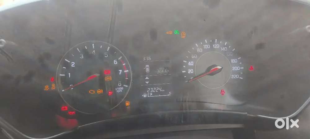 Maruti Swift Vxi With All Accessories And Back Camera Also
