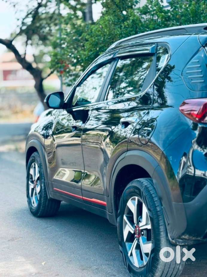 Kia Sonet, 2021, Petrol