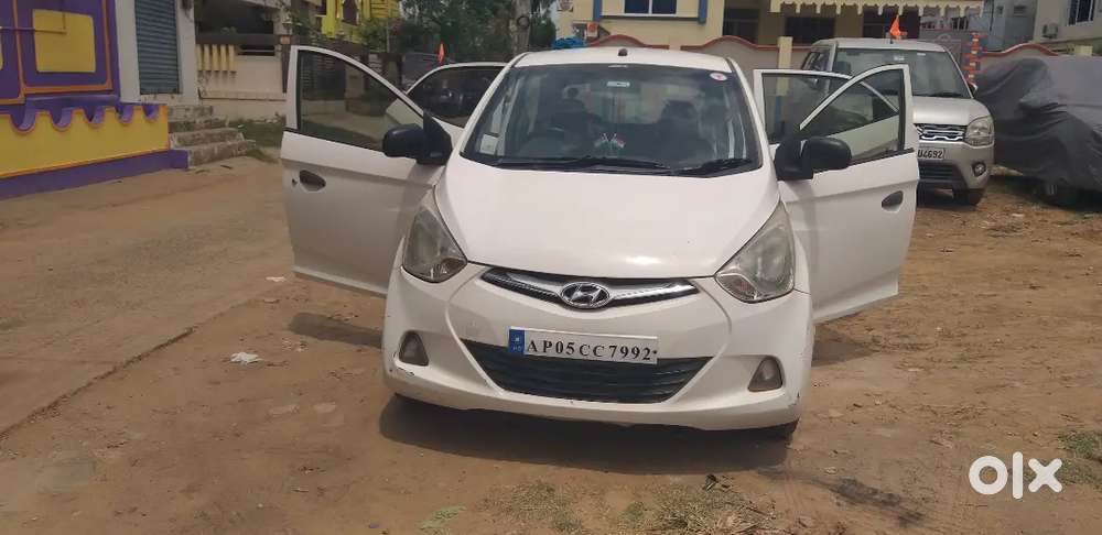 Hyundai Eon Magna 2012