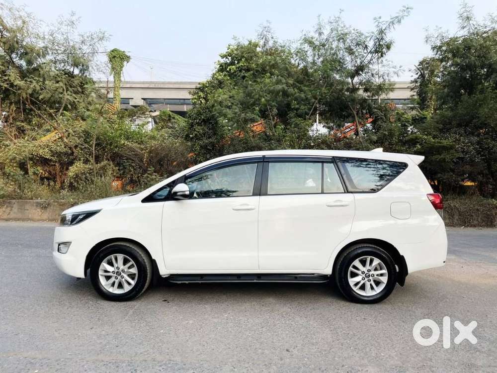 Toyota Innova Crysta 2.4 G Mt, 2017, Diesel