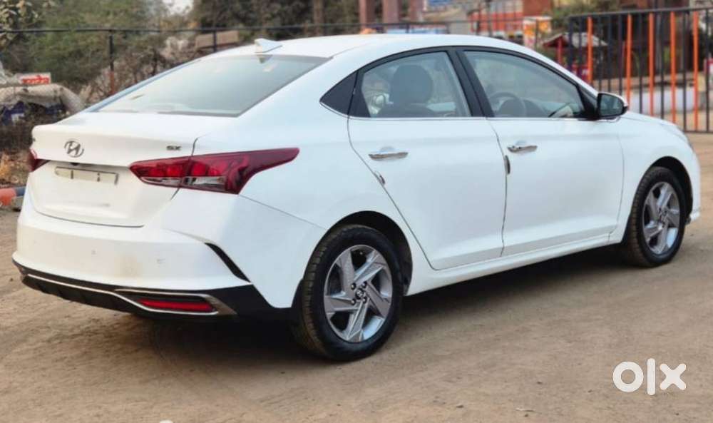 Hyundai Verna 1.5 Sx (o) Turbo Petrol, 2022, Petrol