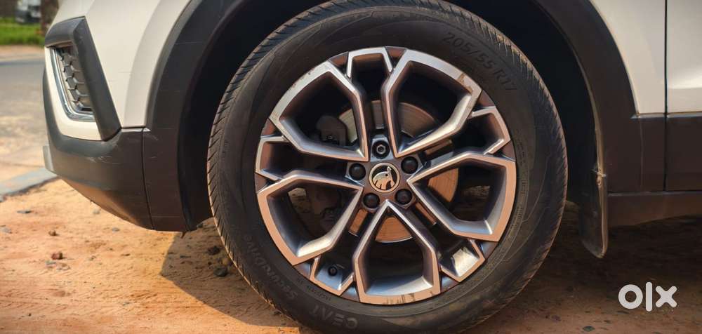 Skoda Kushaq 1.0 Tsi Style At, 2021, Petrol