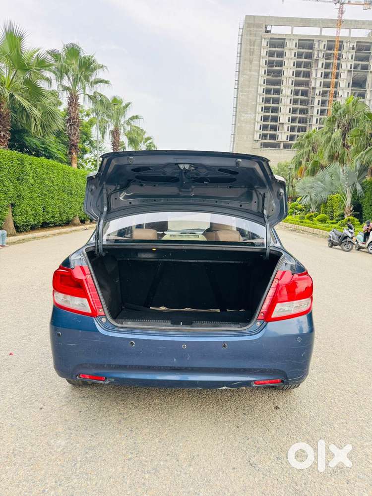 Maruti Suzuki Swift Dzire Vxi(o) Amt, 2017, Petrol