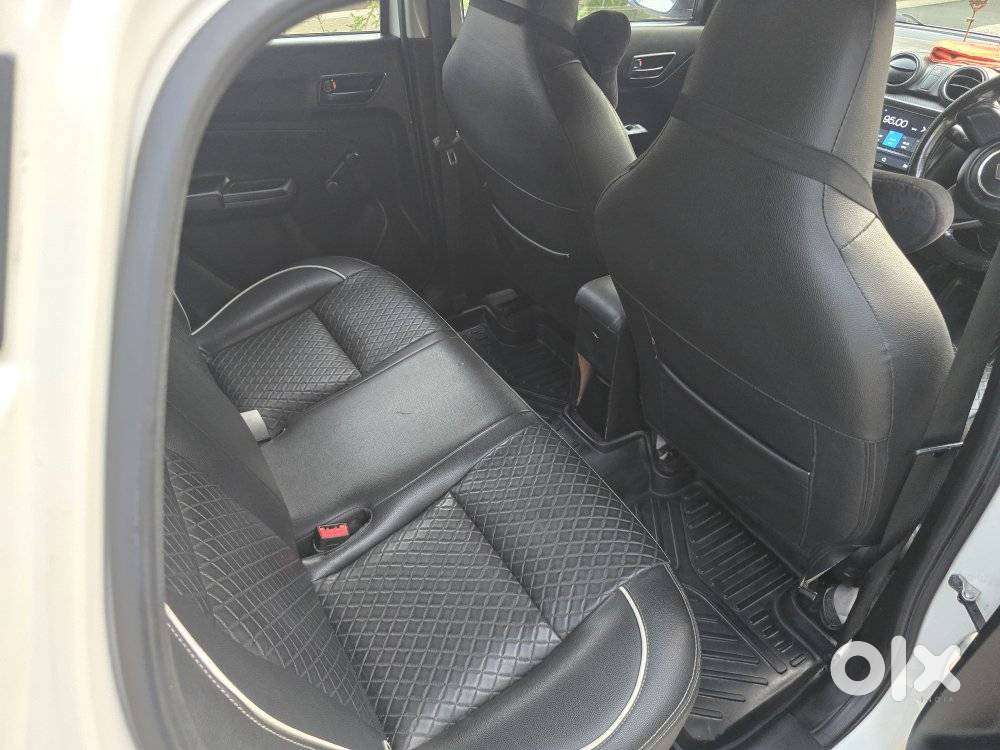 Maruti Suzuki Swift Lxi Optional-o, 2022, Petrol