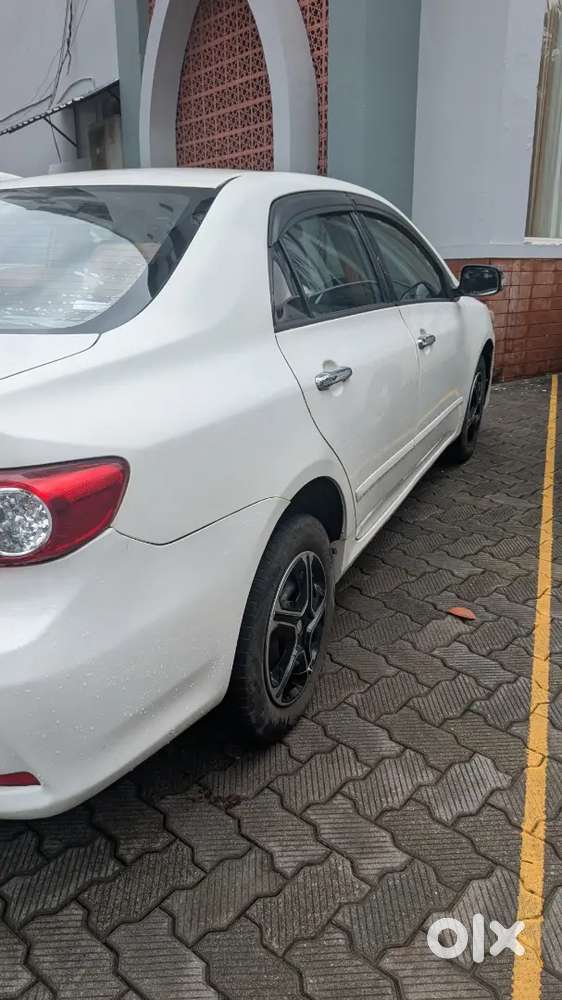 Toyota Corolla Altis 2012 Car